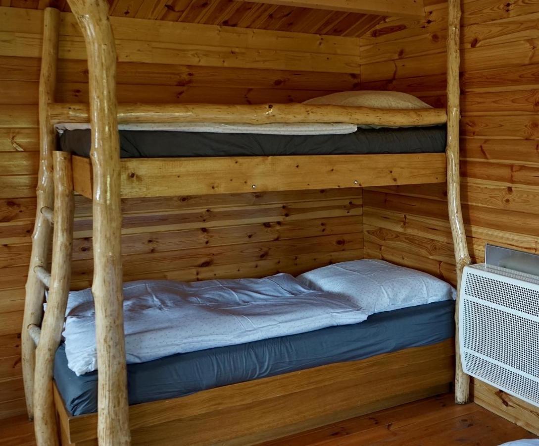 Vila Cozy Wood Hut On The Farm Trebivlice Exteriér fotografie
